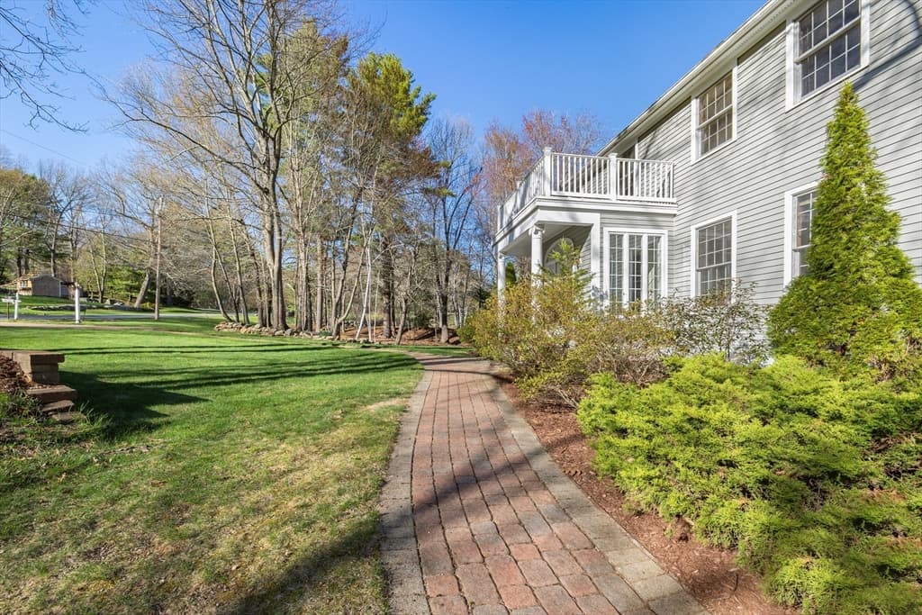 Single Family Residence at 60 Cambridge Rd, Hampstead NH 03841, Hampstead, photo 29 of 33