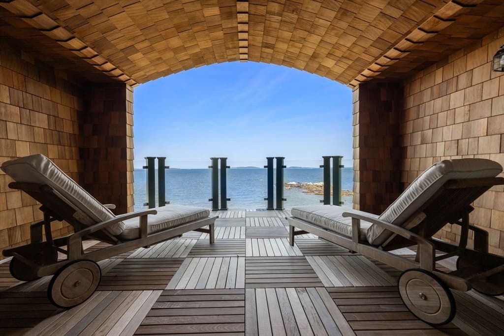 62 Bay Street, Quincy MA 02171