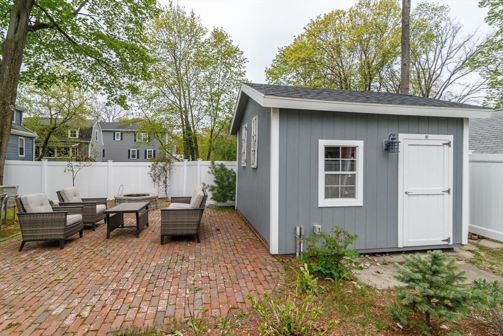 Single Family Residence at 89 Pond St, Natick MA 01760, Natick, photo 6 of 27