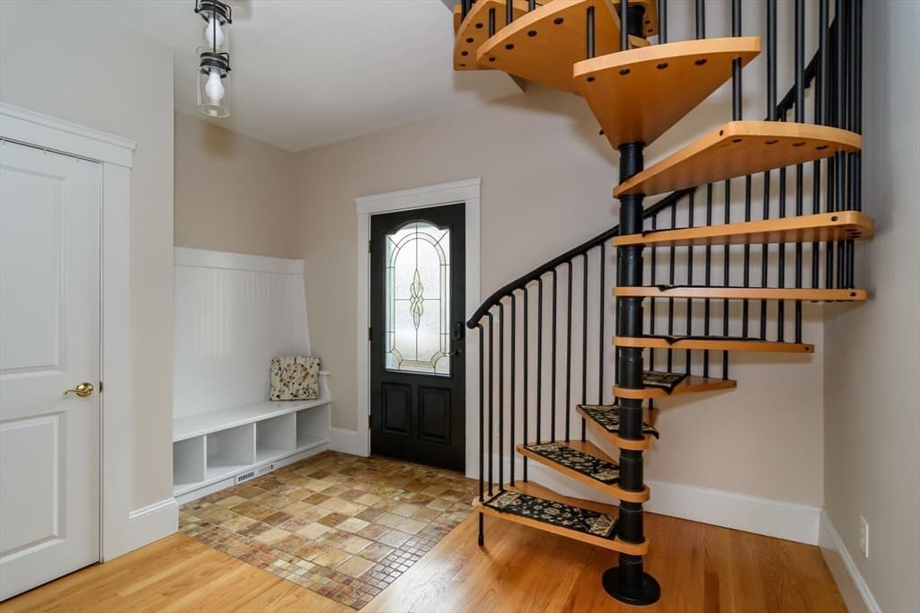 Single Family Residence at 89 Pond St, Natick MA 01760, Natick, photo 17 of 27