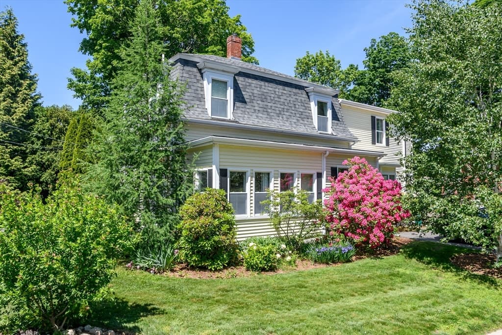 Single Family Residence at 89 Pond St, Natick MA 01760, Natick, photo 3 of 27