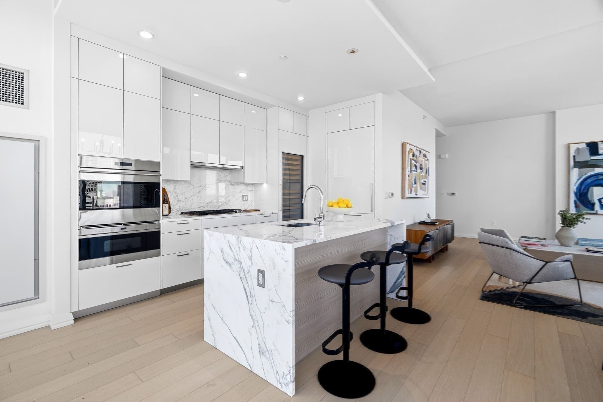 Condominium at 1 Franklin St # 4308, Boston MA 02110, photo 17 of 42