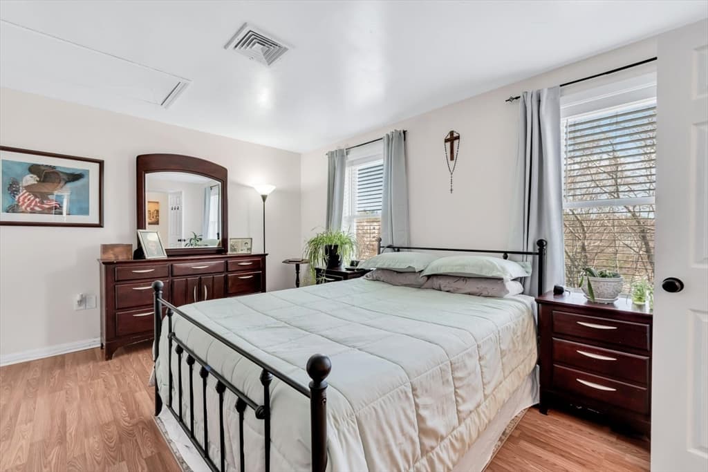 Condominium at 1 Marc Dr # 10, Plymouth MA 02360, Plymouth, photo 12 of 27