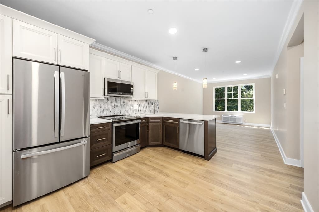 21 Totman Street # 302, Quincy MA 02169 photo 5