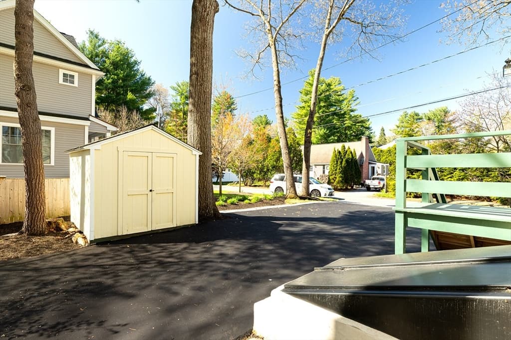 2 Marigold Ave, Wellesley MA 02482 photo 41