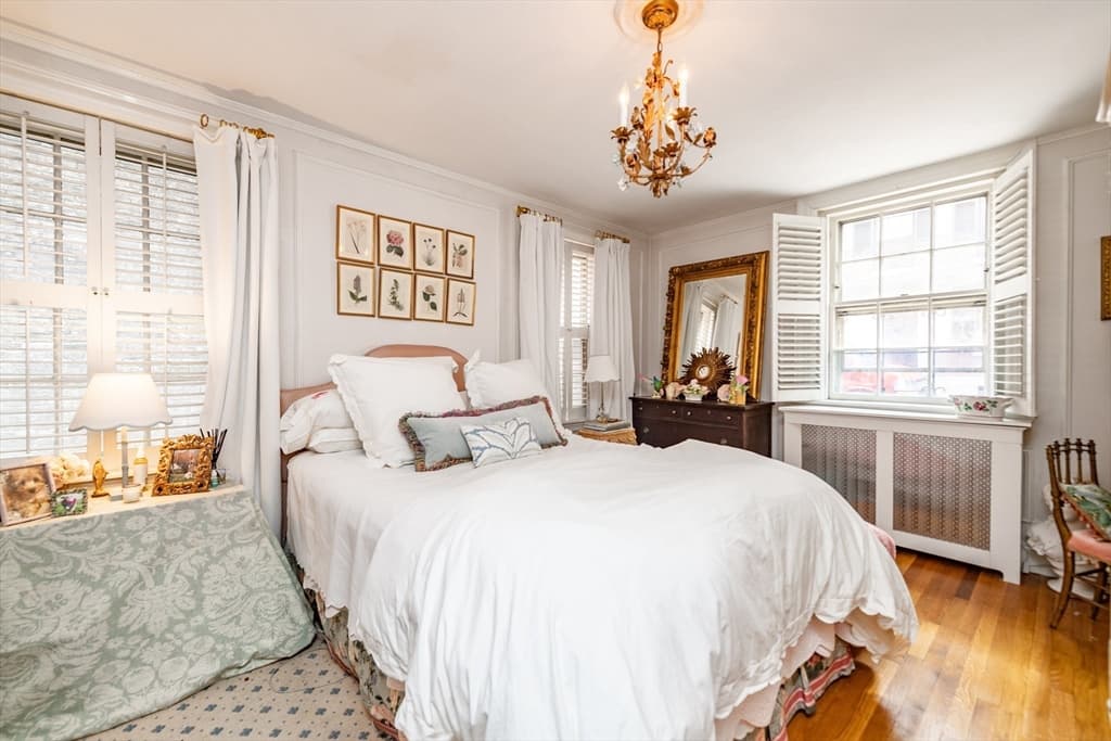 Condominium at 97 Mount Vernon St # 3, Boston MA 02108, photo 6 of 11