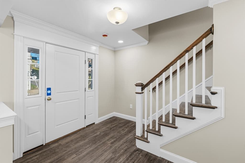 Single Family Residence at 1001 Bay Street, Fall River MA 02724, photo 15 of 37