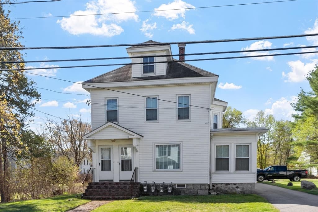Condominium at 15R Warren Ave # 15R, Chelmsford MA 01824, Chelmsford, photo 17 of 21