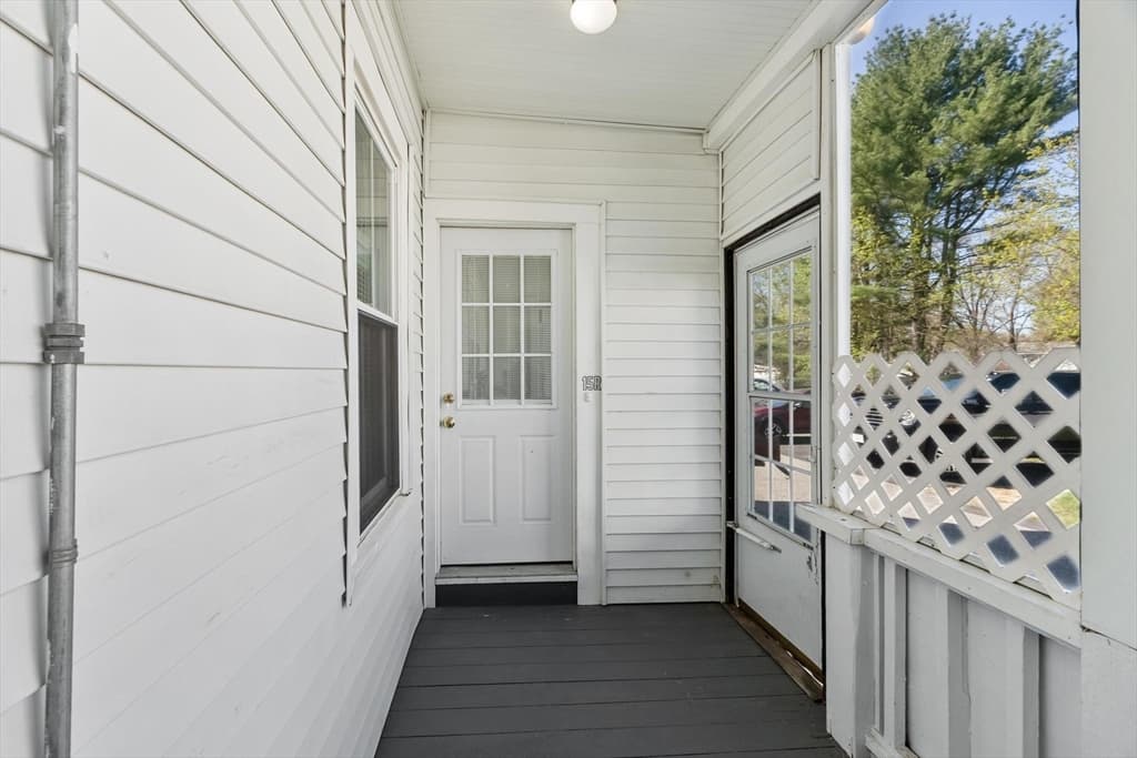Condominium at 15R Warren Ave # 15R, Chelmsford MA 01824, Chelmsford, photo 16 of 21