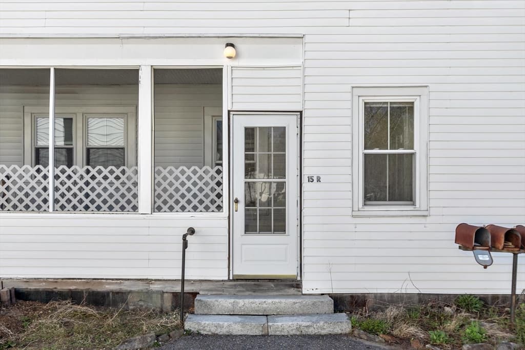 Condominium at 15R Warren Ave # 15R, Chelmsford MA 01824, Chelmsford, photo 19 of 21