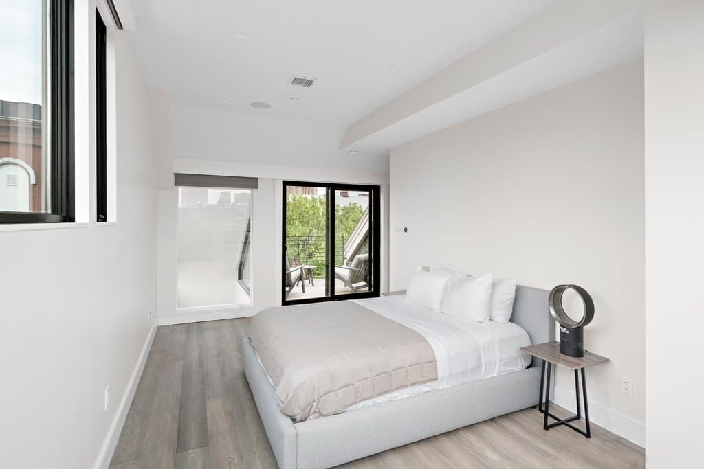 Condominium at 320 Shawmut Ave # 4, Boston MA 02118, photo 13 of 22