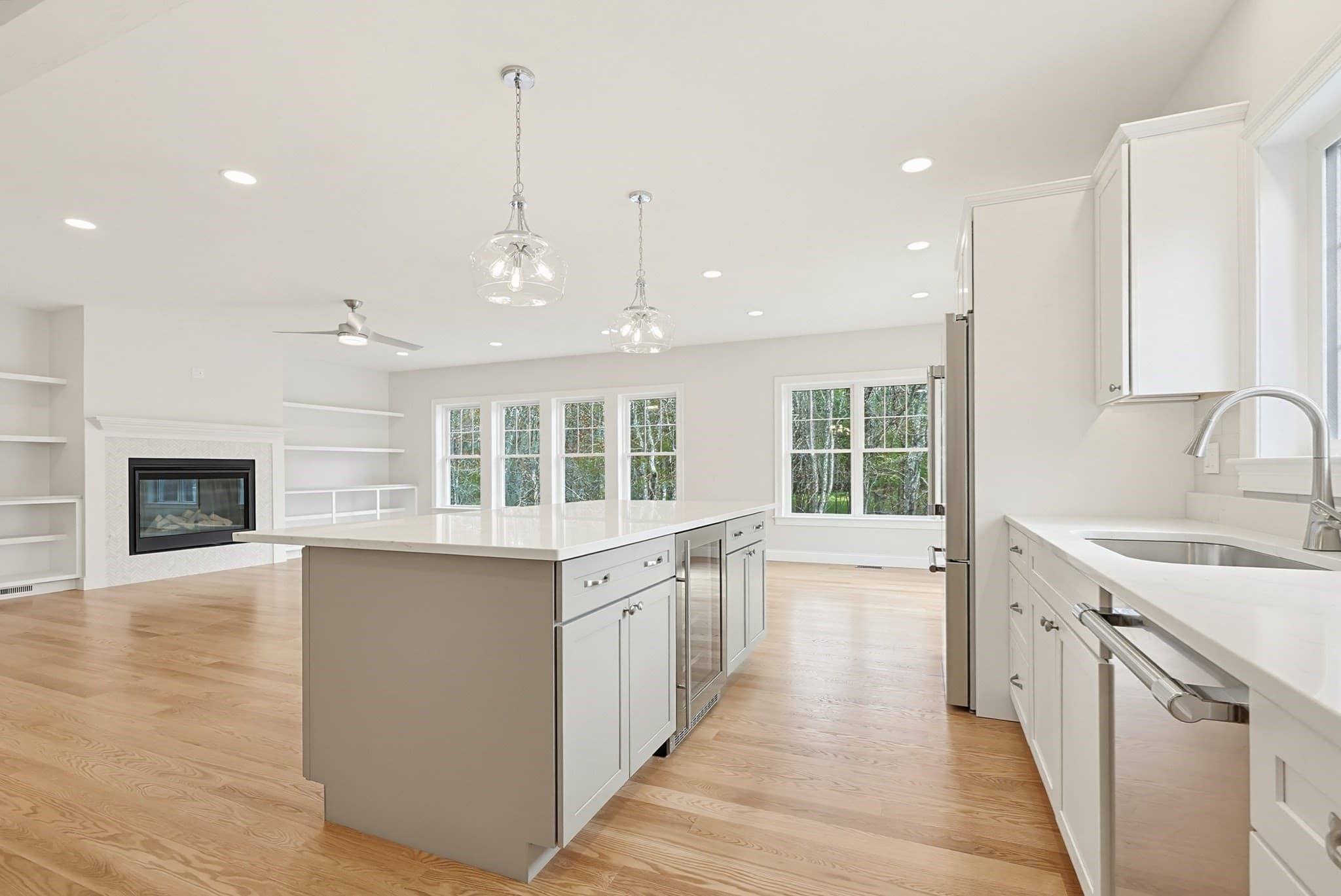Single Family Residence at 889 Maple Street, Mansfield MA 02048, Mansfield, photo 13 of 42