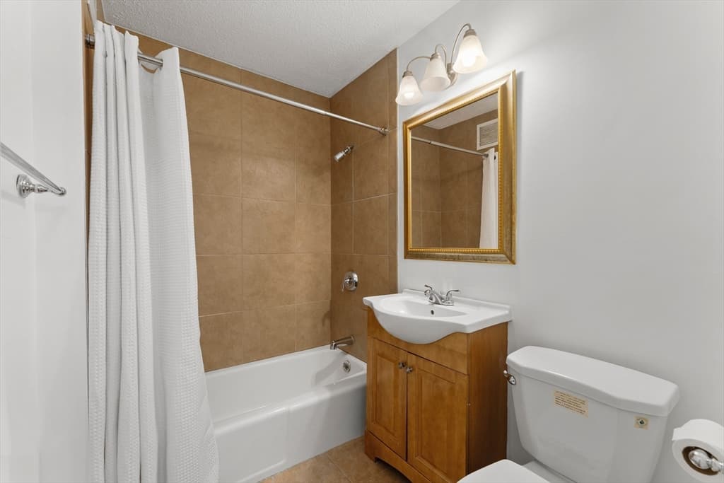 Condominium at 151 Tremont St # 11U, Boston MA 02111, photo 22 of 39