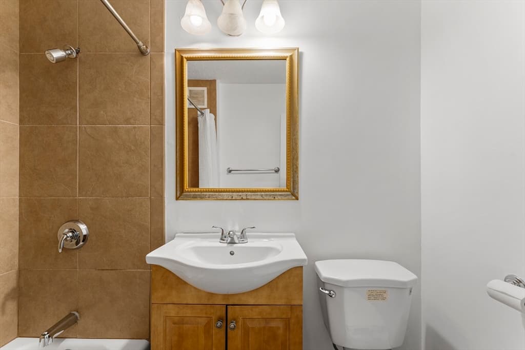 Condominium at 151 Tremont St # 11U, Boston MA 02111, photo 24 of 39