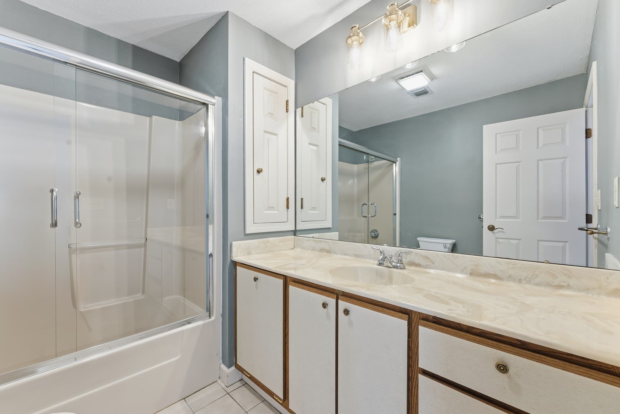 Condominium at 36 Shady Brook # 36, West Springfield MA 01089, photo 12 of 19