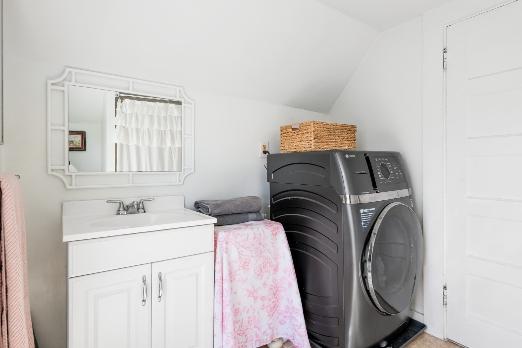 Condominium at 156 First Parish Rd # 6, Scituate MA 02066, photo 10 of 16