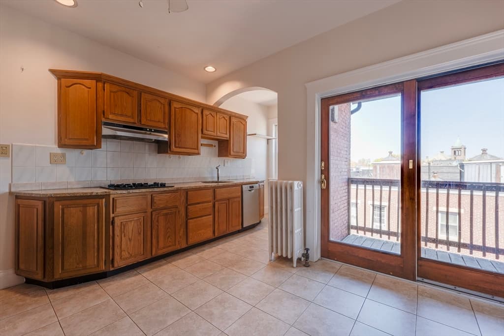 1269 Commonwealth Ave # 11, Boston MA 02134 photo 5