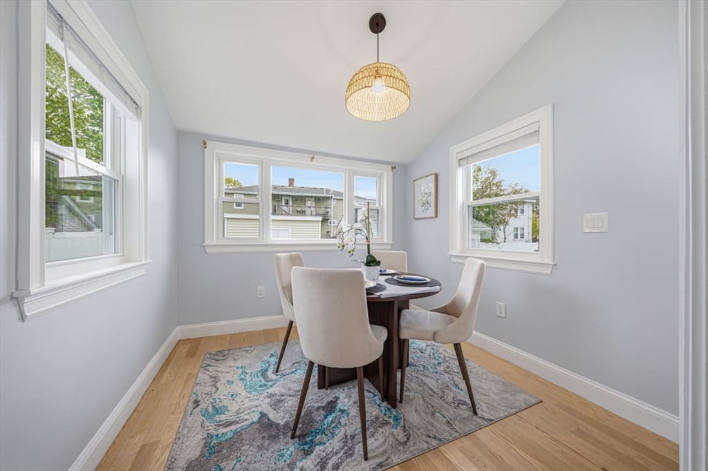 Condominium at 30 Arnold St # 30, Quincy MA 02169, photo 10 of 25