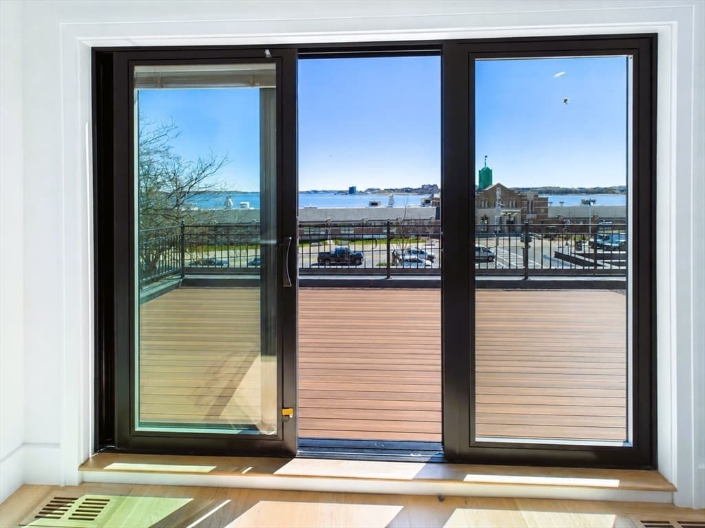244 L St # 3, Boston MA 02127 photo 6