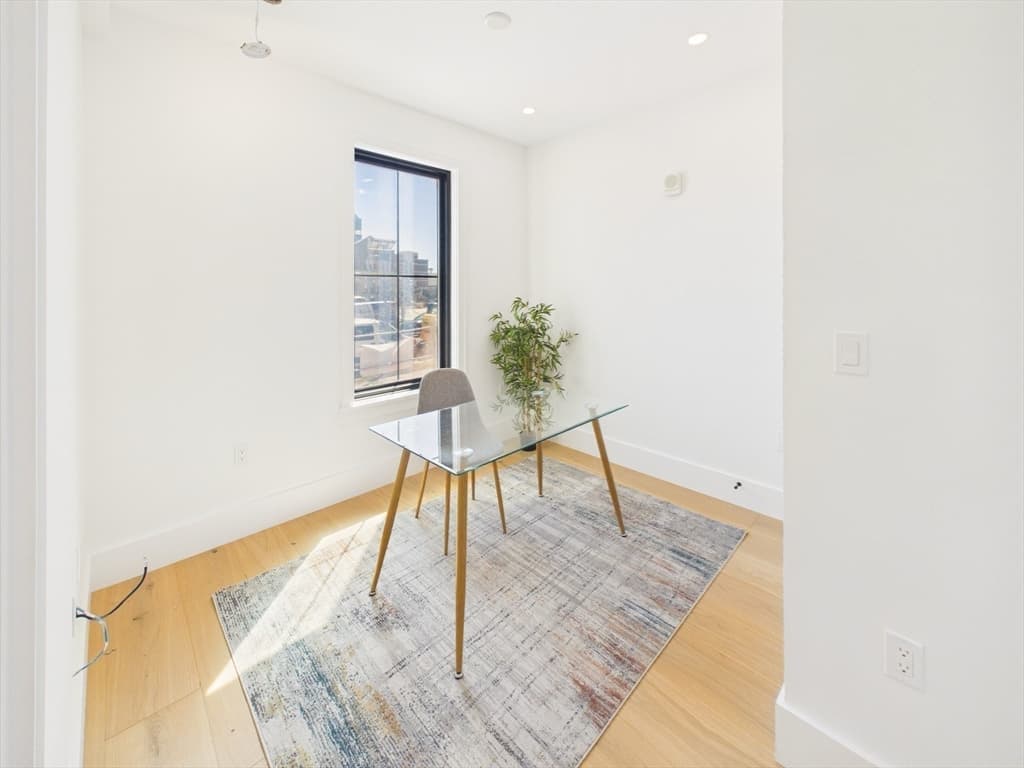 244 L St # 3, Boston MA 02127 photo 16