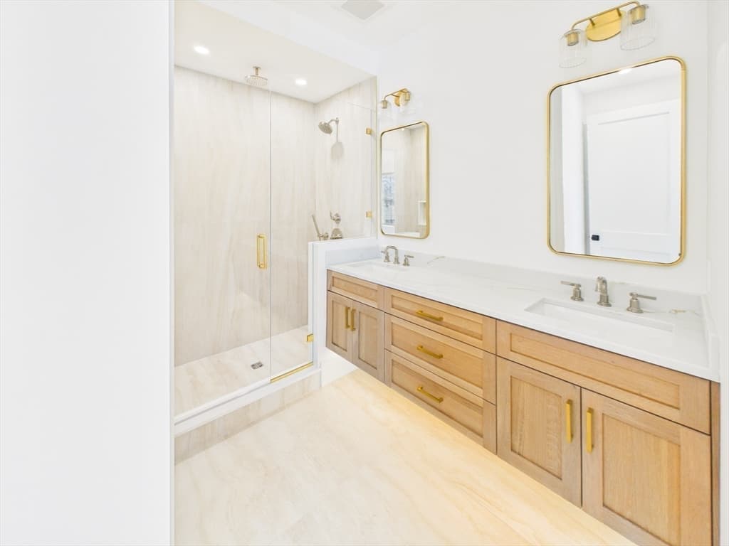 244 L St # 3, Boston MA 02127 photo 22