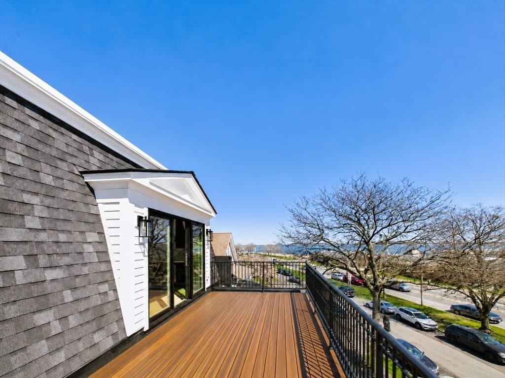 244 L St # 3, Boston MA 02127 photo 7