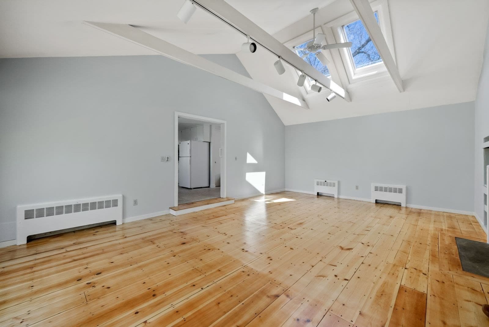 Single Family Residence at 3 Proctor St, Manchester MA 01944, Manchester, photo 20 of 40