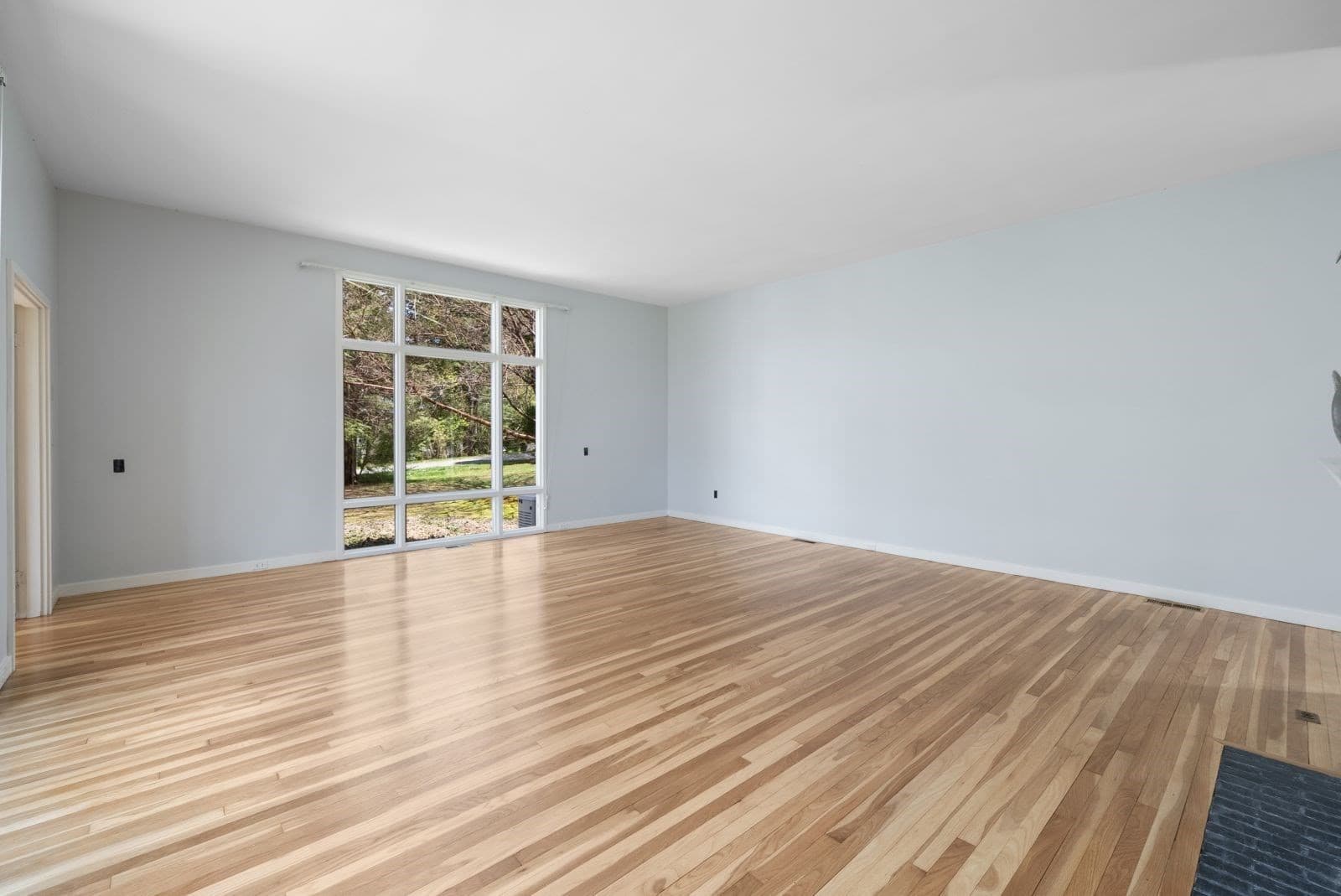 Single Family Residence at 3 Proctor St, Manchester MA 01944, Manchester, photo 33 of 40