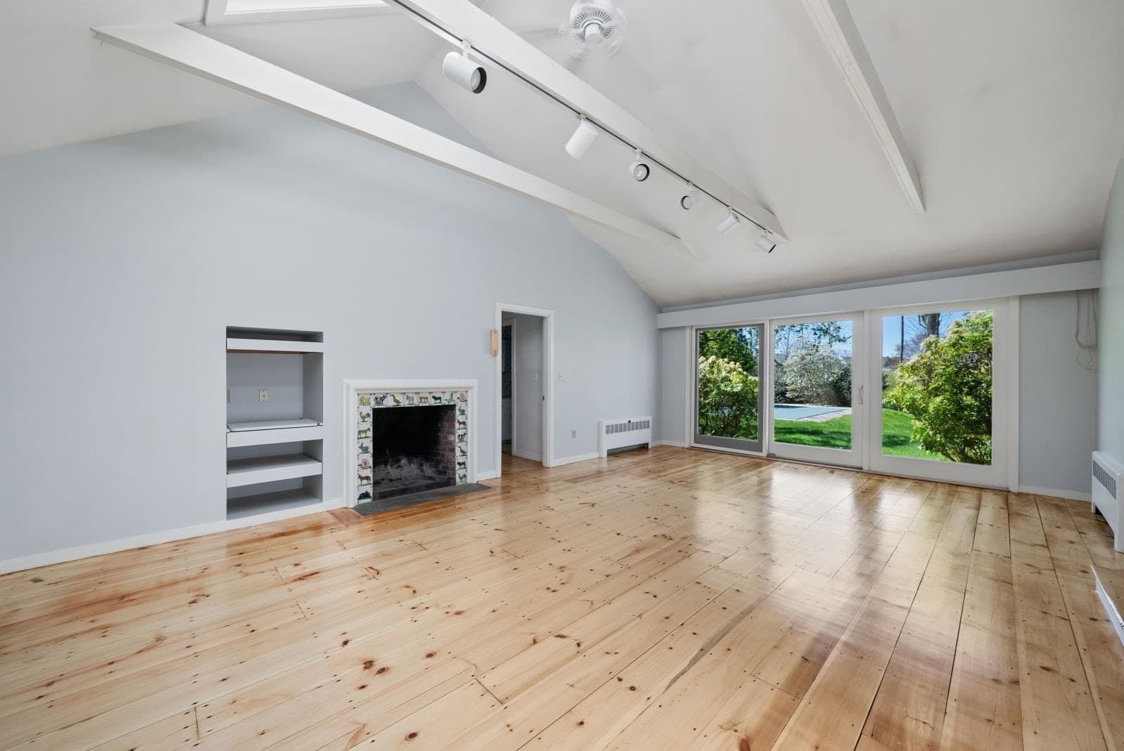 Single Family Residence at 3 Proctor St, Manchester MA 01944, Manchester, photo 18 of 40