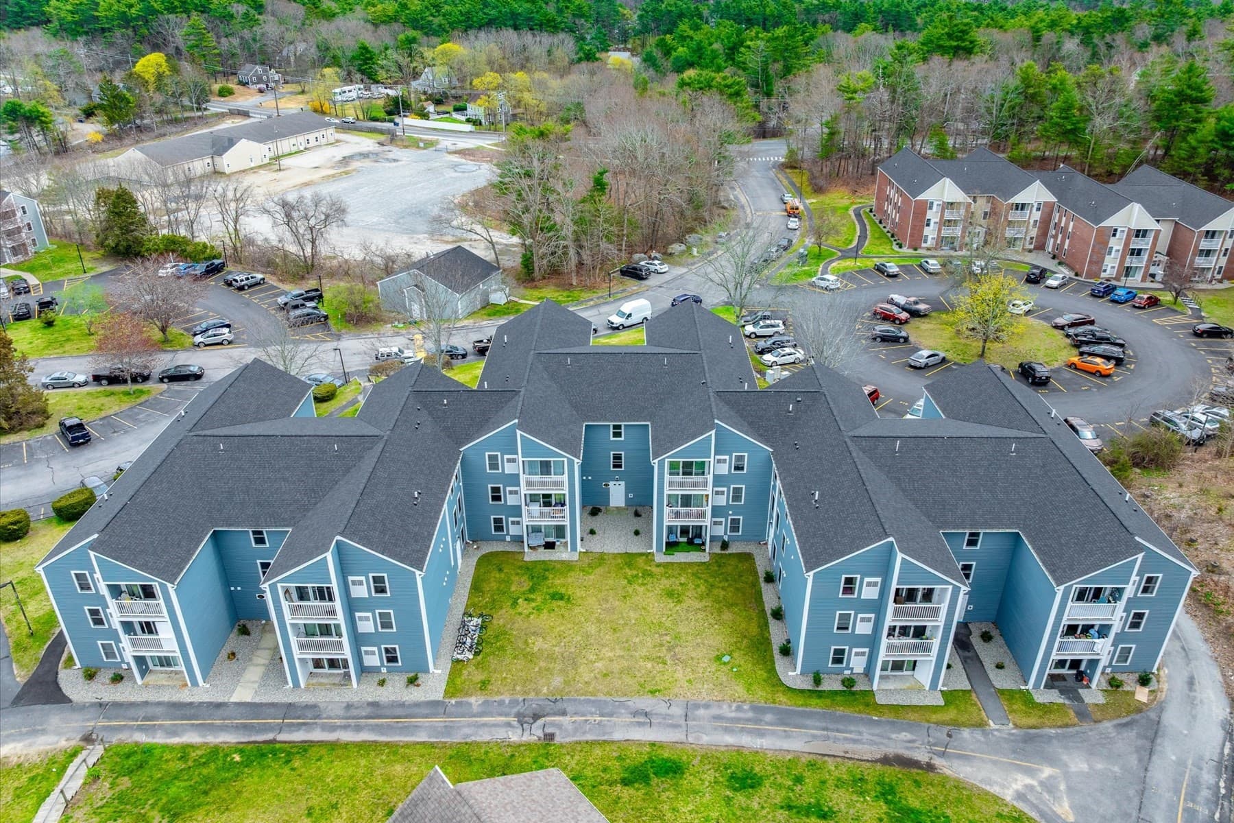 Condominium at 2 Marc Dr, Plymouth MA 02360, photo 29 of 34