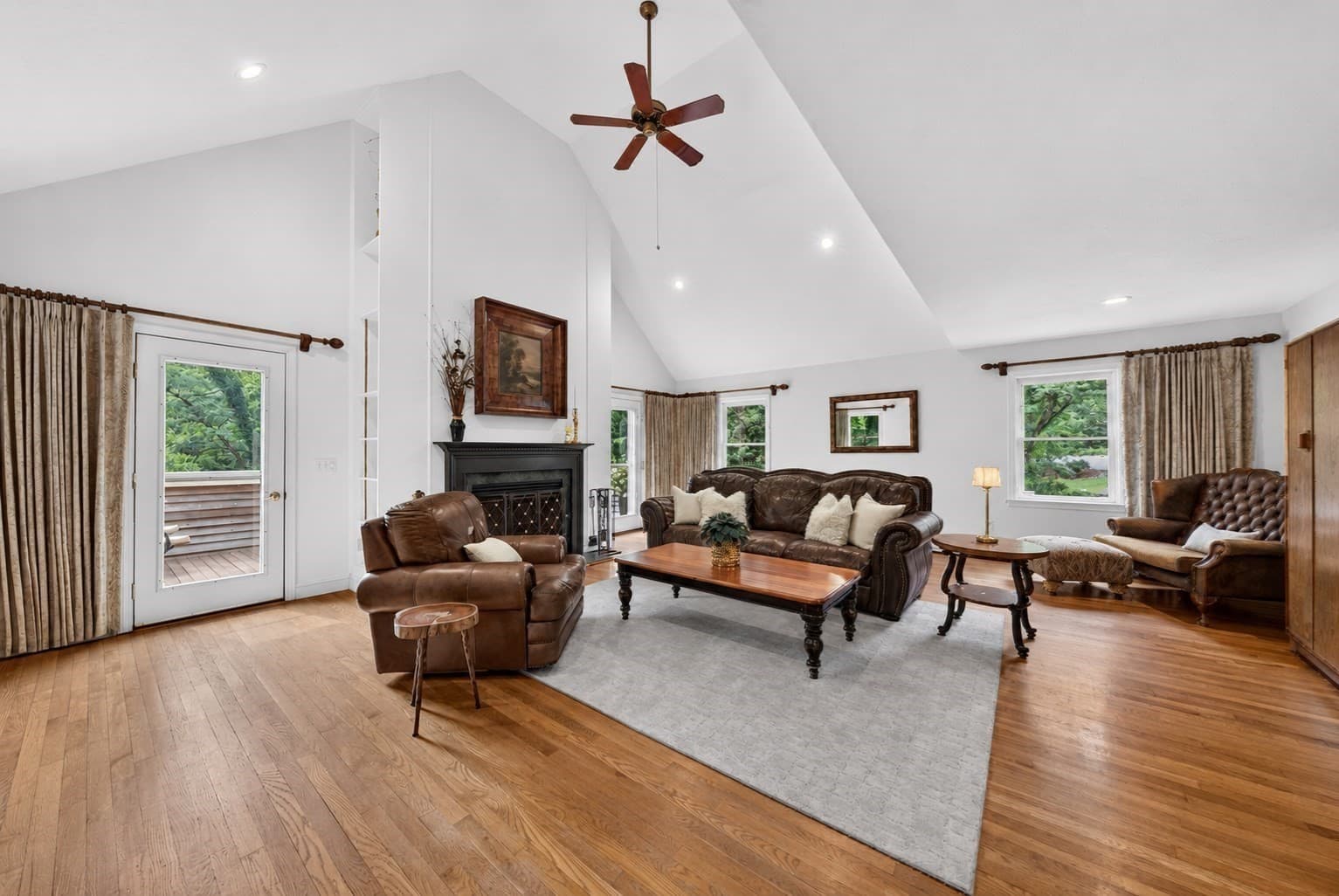 Single Family Residence at 19 Pheasant Lane, Topsfield MA 01983, Topsfield, photo 9 of 42