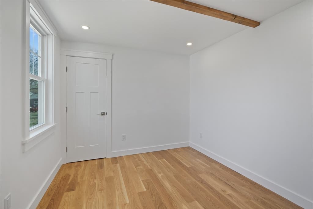 33 Vineyard Ave, Oak Bluffs MA 02557 photo 28