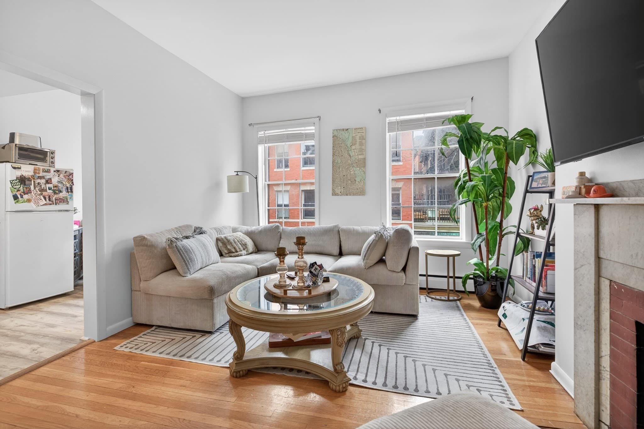 Condominium at 64 W Cedar St # 5, Boston MA 02114, photo 2 of 14