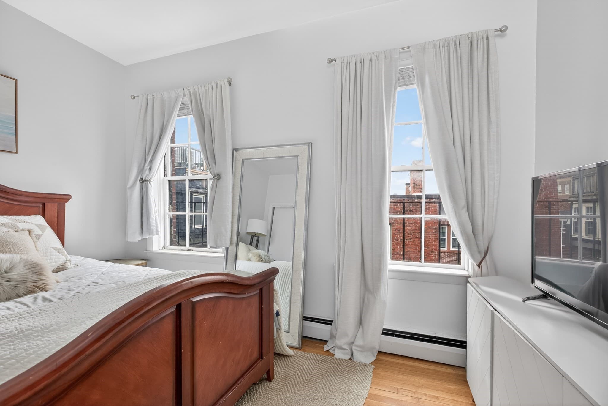 Condominium at 64 W Cedar St # 5, Boston MA 02114, photo 9 of 14