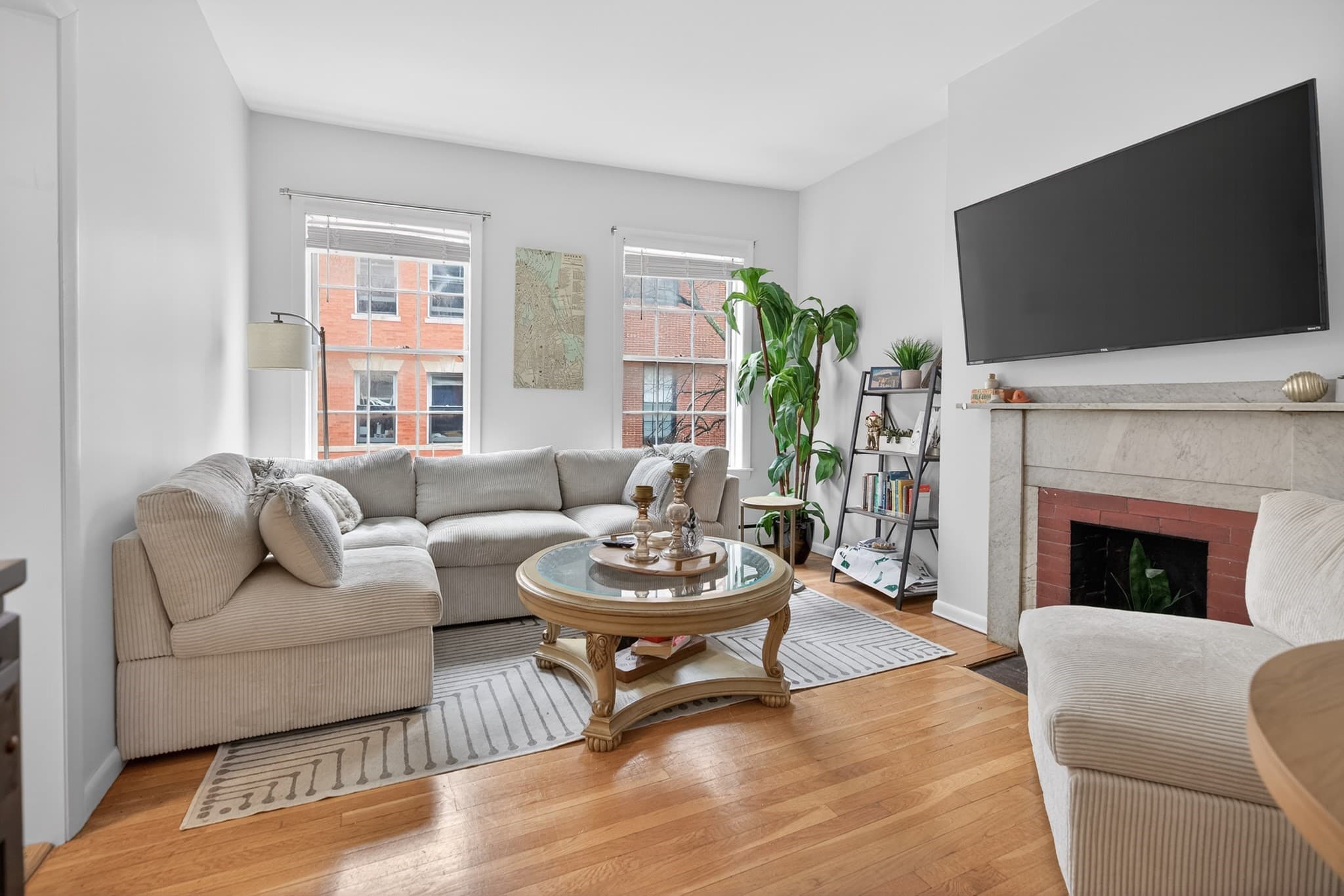 Condominium at 64 W Cedar St # 5, Boston MA 02114, photo 4 of 14