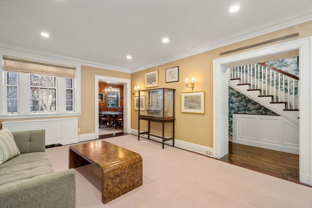 Single Family Residence at 5 Charles River Square, Boston MA 02114, photo 6 of 34