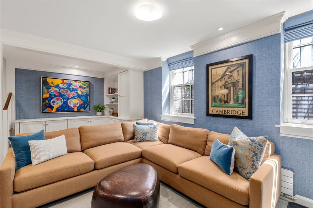Single Family Residence at 5 Charles River Square, Boston MA 02114, photo 17 of 34