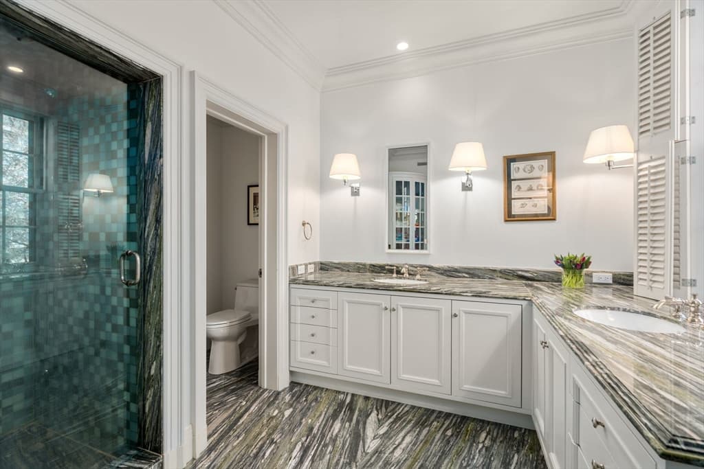 Single Family Residence at 5 Charles River Square, Boston MA 02114, photo 22 of 34
