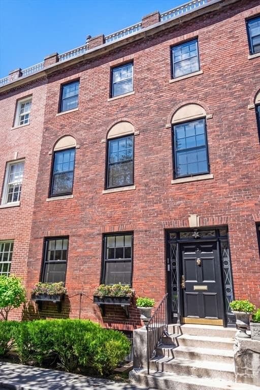 5 Charles River Square, Boston MA 02114