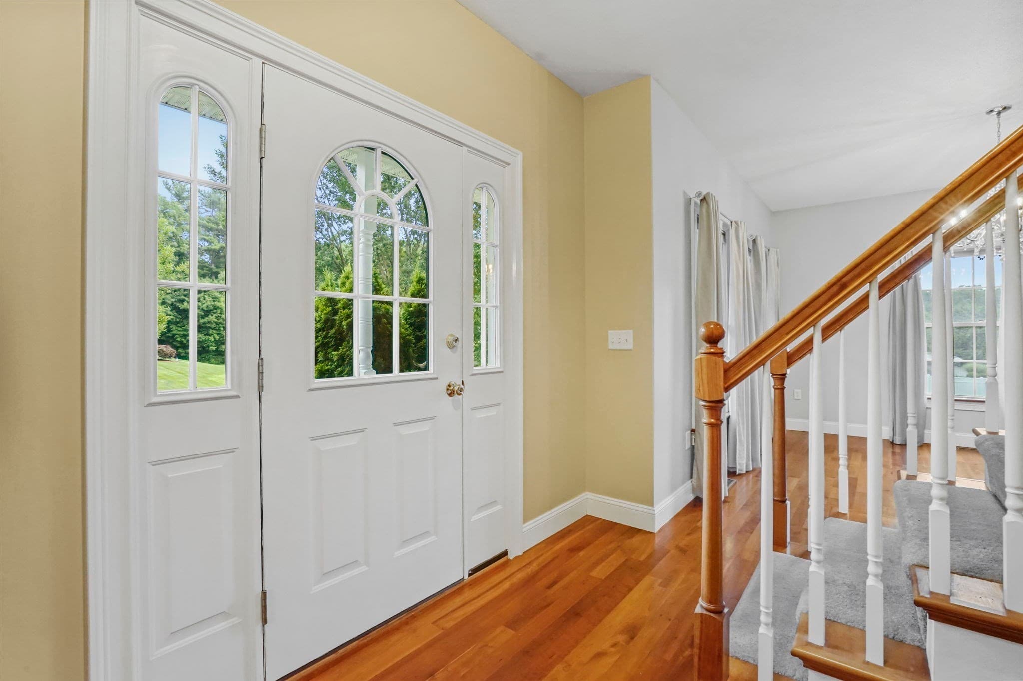 Single Family Residence at 46 Gloria Drive, Westfield MA 01085, photo 3 of 42