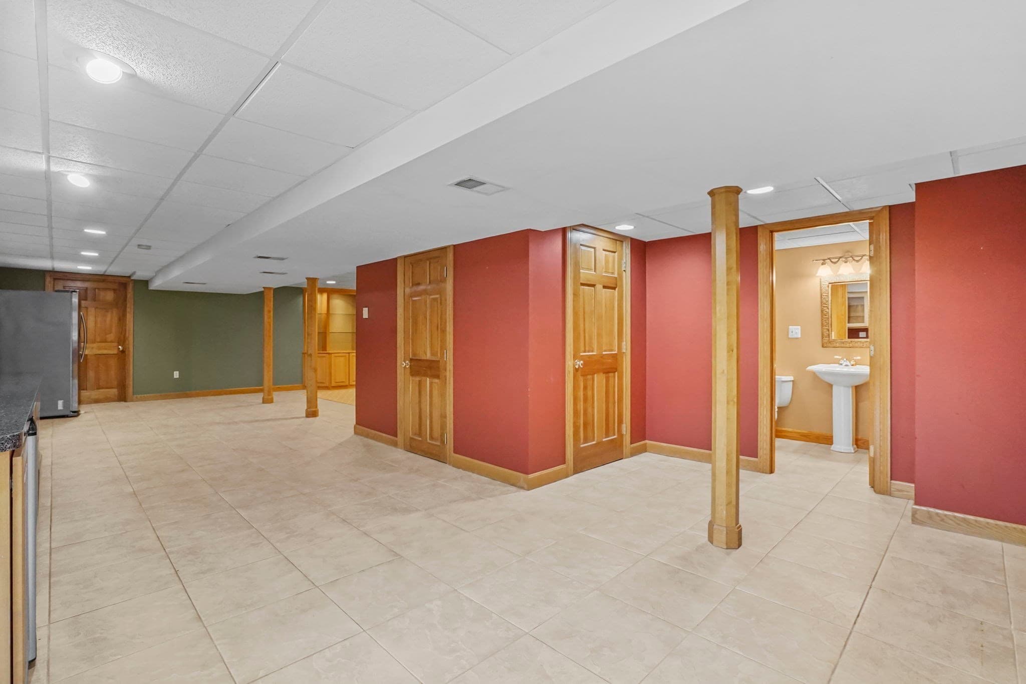 Single Family Residence at 46 Gloria Drive, Westfield MA 01085, photo 28 of 42