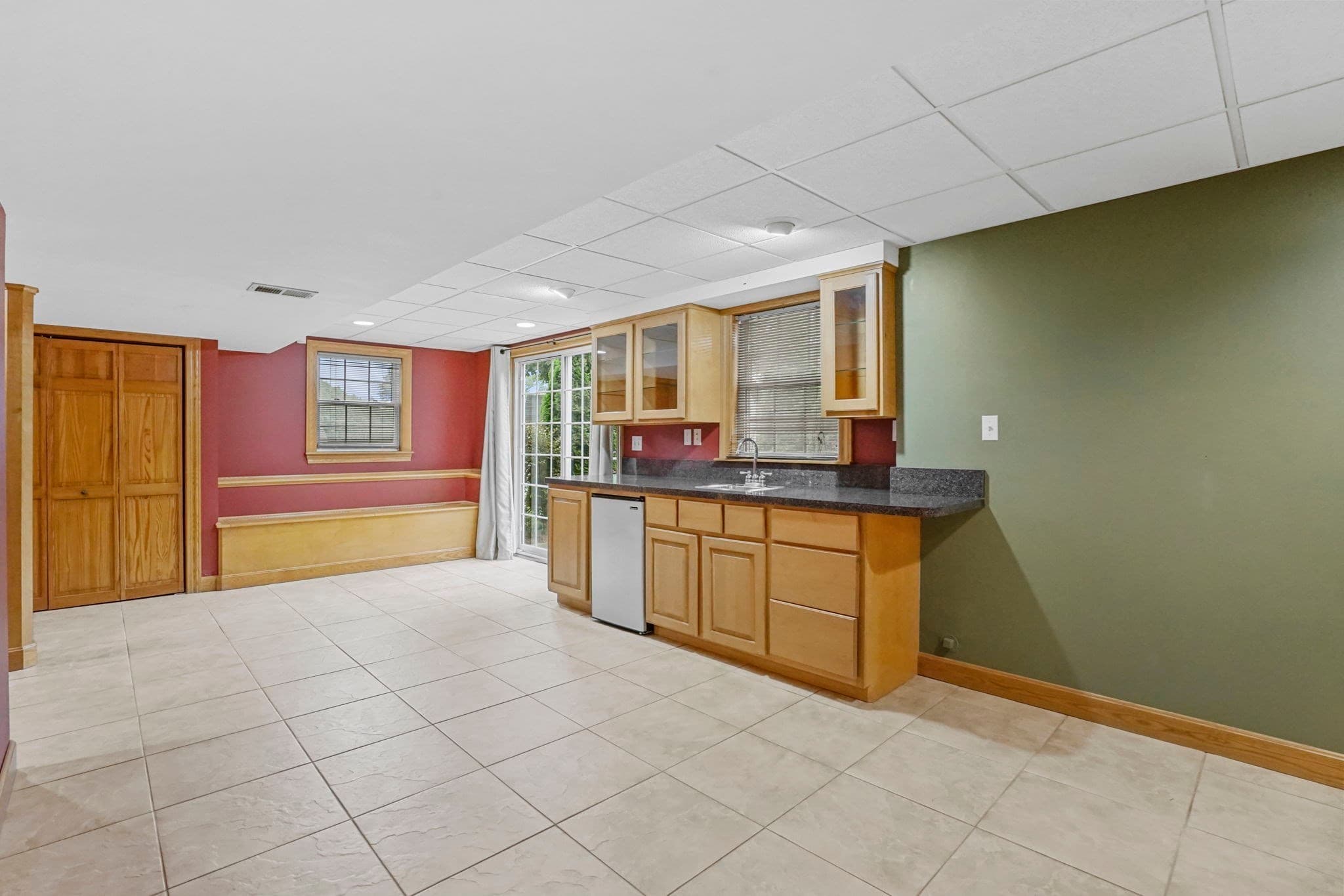 Single Family Residence at 46 Gloria Drive, Westfield MA 01085, photo 29 of 42