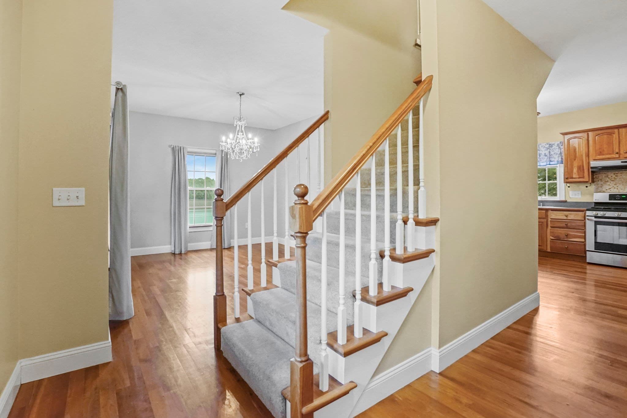 Single Family Residence at 46 Gloria Drive, Westfield MA 01085, photo 4 of 42