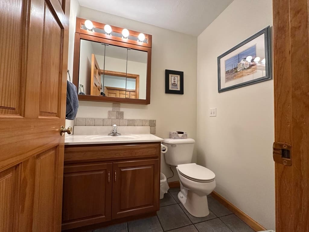 Single Family Residence at 12 Gordon Ln, Yarmouth MA 02675, photo 32 of 42