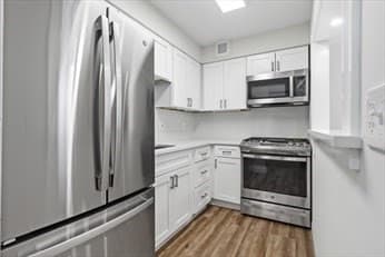 Condominium at 17 Bowdoin St # 1B, Boston MA 02114, photo 3 of 10