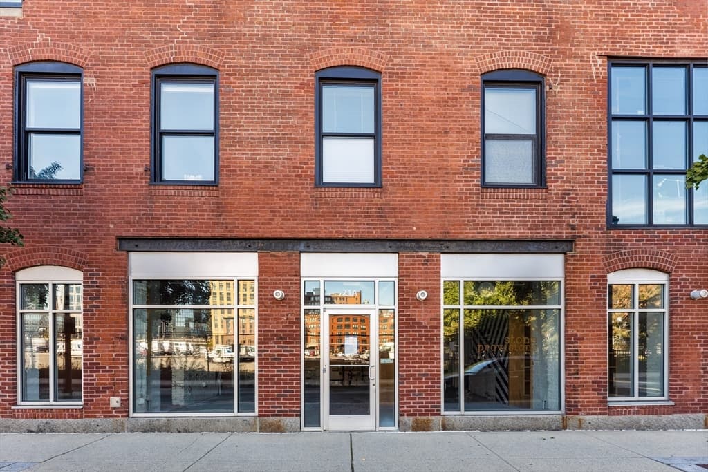 21 A Wormwood # A, Boston MA 02210 photo 2