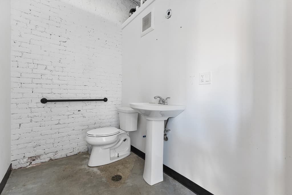 21 A Wormwood # A, Boston MA 02210 photo 12