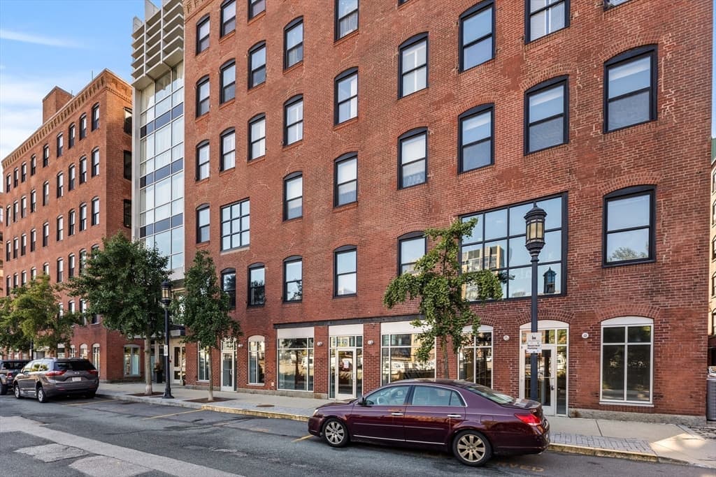 21 A Wormwood # A, Boston MA 02210 photo 3