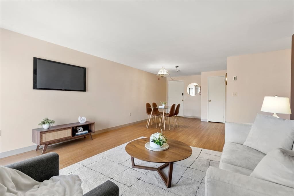 Condominium at 1321 Worcester Rd # 610, Framingham MA 01701, photo 6 of 26