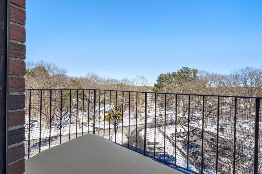 Condominium at 1321 Worcester Rd # 610, Framingham MA 01701, photo 20 of 26